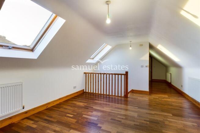 Living Room / Kitche