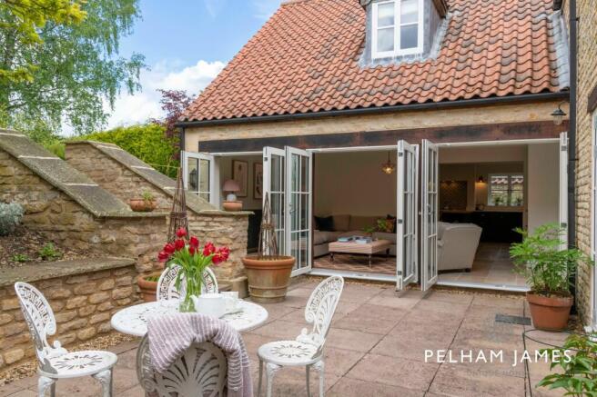Garden Terrace, Barn Cottage, Castle Bytham