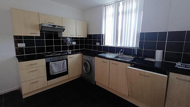 3 bed Terraced for sale Image 4