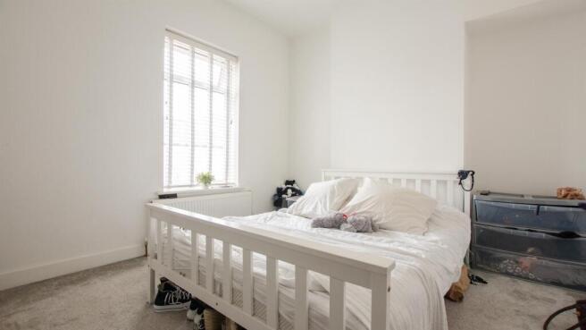 2 bed Terraced to rent Image 8