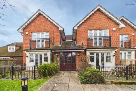 Sadlers Court, Winnersh, Wokingham, Berkshire, RG41