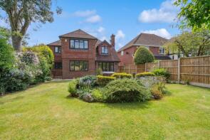 4a Lee Garden, Denham Walk, Gerrards Cross SL9 0EN