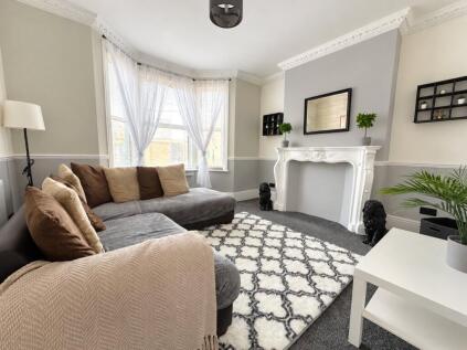 Wildfell Road, London, SE6