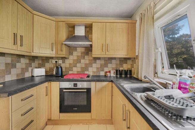 1 bed Flat for sale Image 5