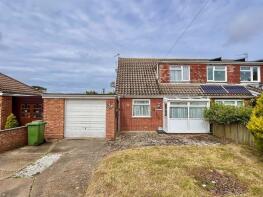 Roberta, California Avenue, Ormesby St Margaret W Scratby, Great Yarmouth NR29 3NS