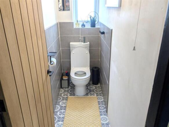 Separate WC
