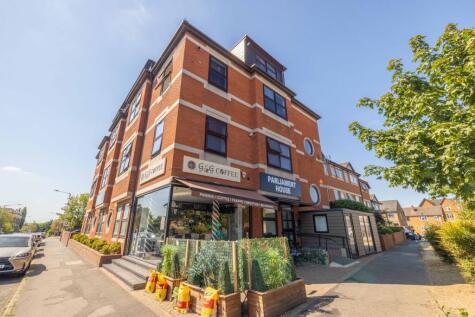 St Laurence Way, Slough, SL1