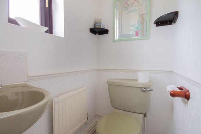 Cloakroom/WC