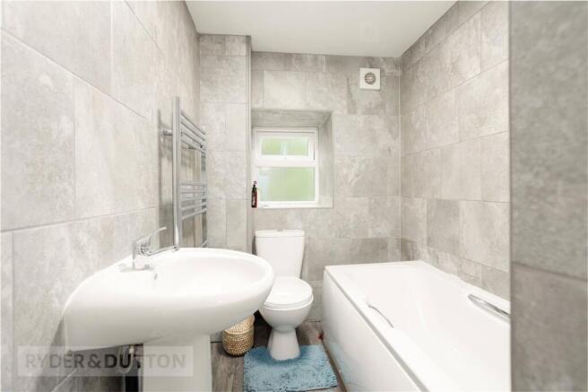 3 bed Semi-Detached for sale Image 12