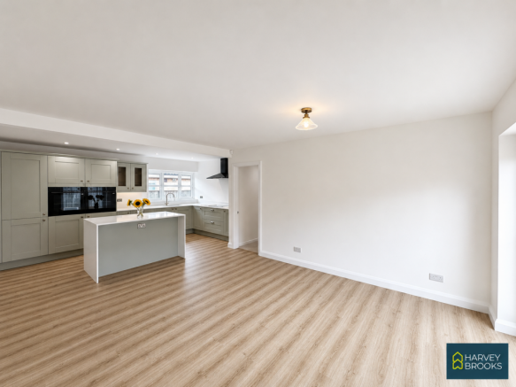 3 bed Detached Bungalow for sale Image 5