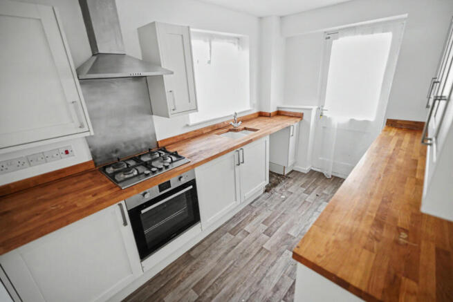 Beaumont Drive, Northampton, NN3 8PE photo 4