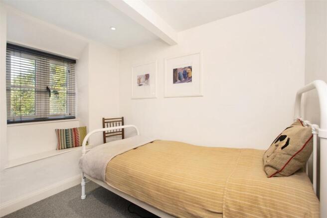 Vicarage cottage004.jpg