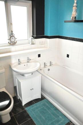 Photo 10