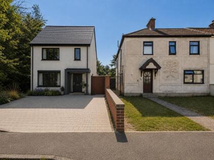 Clarence Road, Corringham, Essex, SS17 9BL