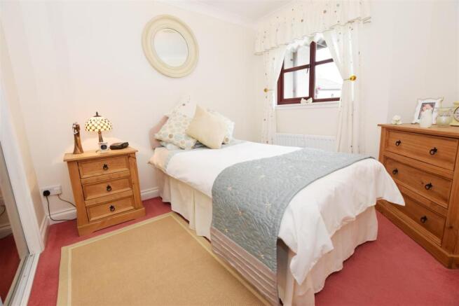 Bedroom 2.JPG