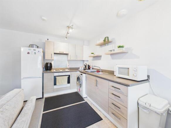 Kitchen: