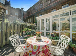 Flat C, 178, Drury Lane, London WC2B 5QF