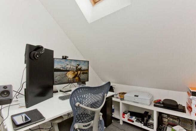 Photo 10