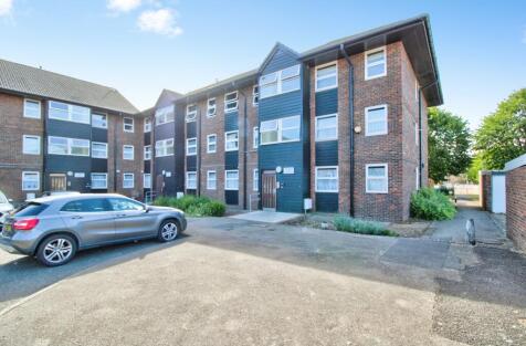 Veronica Close, Romford, RM3