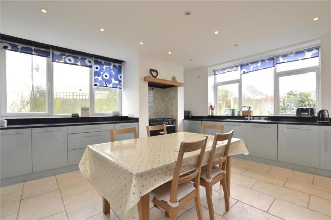 Kitchen/Dining Room