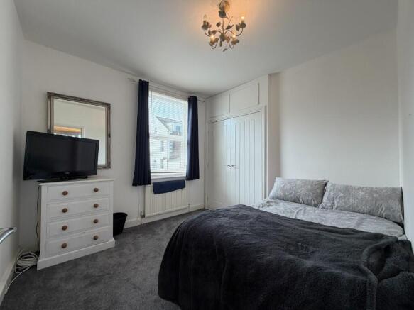 1 bed Flat for sale Image 7