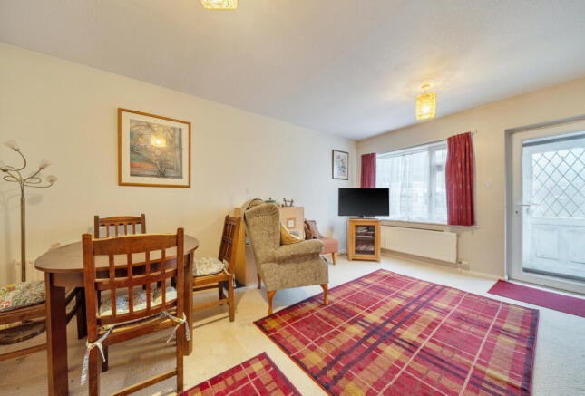 1407144-1-698db26...