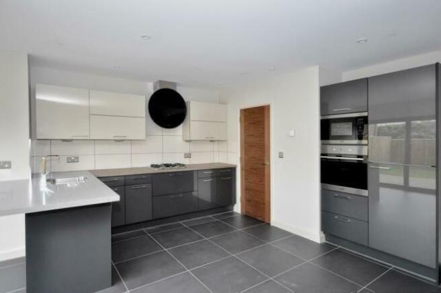 Kitchen/Reception