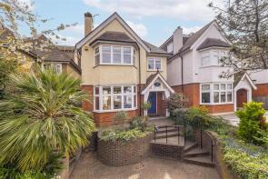 19, Portsmouth Road, Thames Ditton KT7 0SY