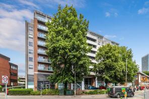 110, Wilmington Close, Watford WD18 0FQ