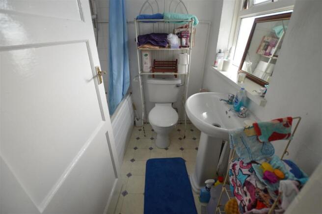Bathroom.JPG