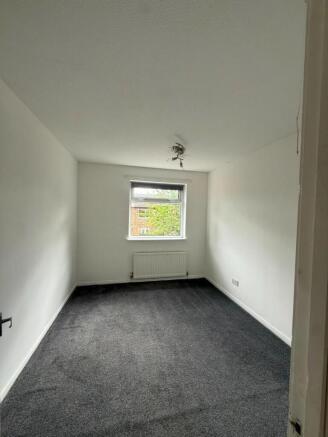 3 bed End of Terrace to rent Image 9