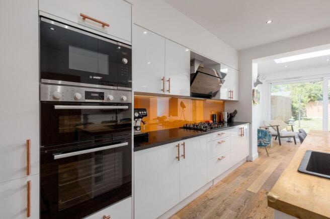 Kitchen/Dining
