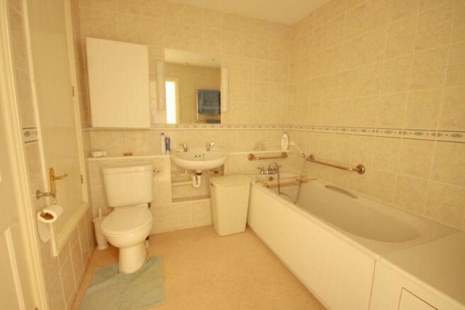 Photo 11