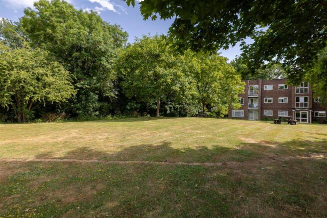 Malcolm Way, E11