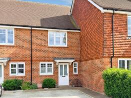 47, Emerald Avenue, Fleet GU51 5DG