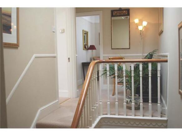 FIRST FLOOR LANDING