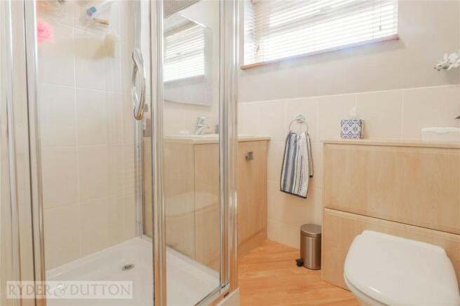 Shower Room: