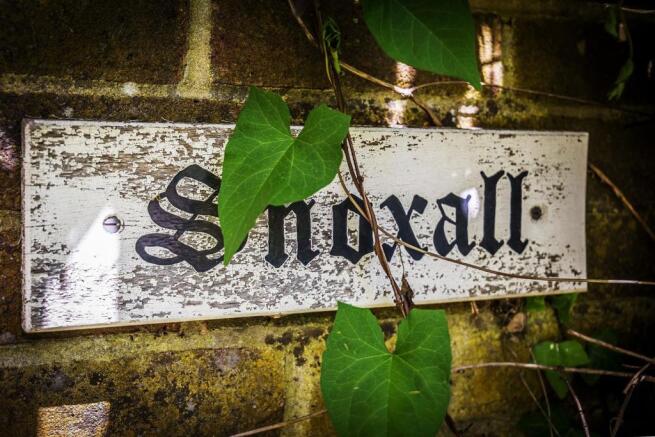 house. estate agency Bucks Green Snoxall
