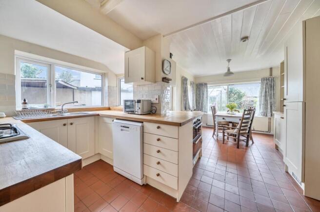 Kitchen/Breakfast Rm