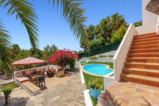 Terrace (2)
