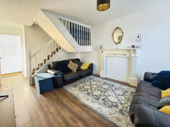 837e6c53-Meltham-6.jpg