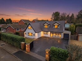 15 Holmwood, The Spinney, Newark NG23 5PE