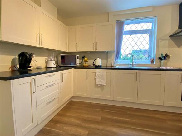 Open-plan Dining Kitchen