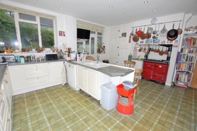 Kitchen/breakfast rm