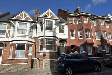 Stanley Road, Deal, CT14