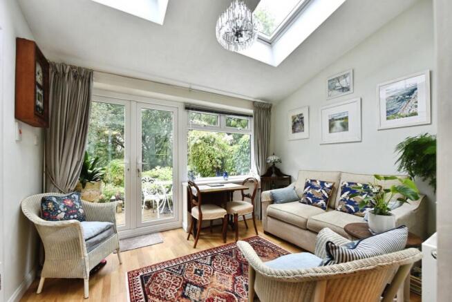 3 bed Semi-Detached for sale Image 5