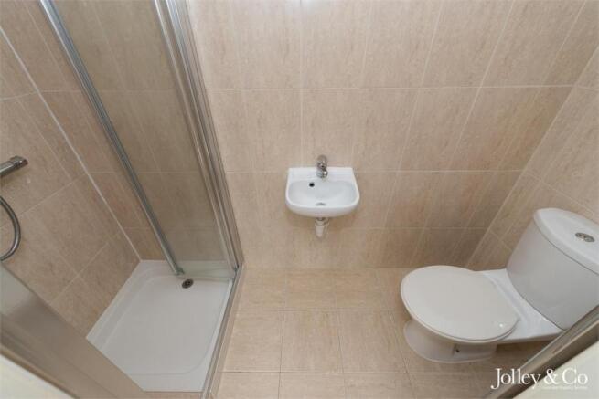 Bed 3 En-suite