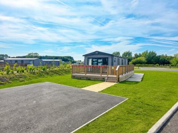 2 bed Lodge for sale Image 7