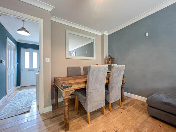 6 St Marys Close - Dining area