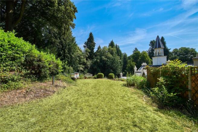 Top Lawn